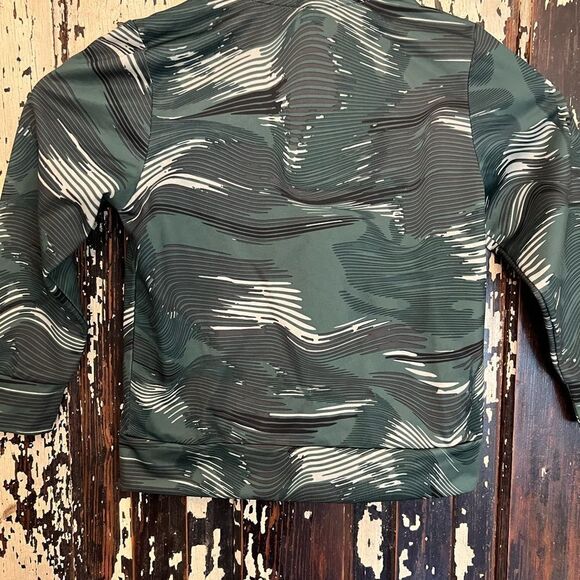Adidas wave cammo toddler jacket. Unisex size 4T - Picture 5 of 9